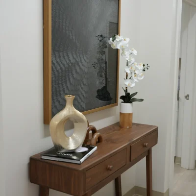 winter-park-office-hallway-institute-of-aesthetic-surgery